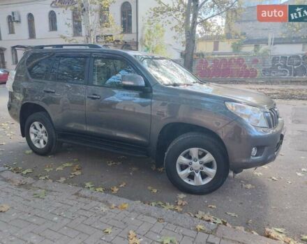 Сірий Тойота Ленд Крузер Прадо, об'ємом двигуна 3 л та пробігом 113 тис. км за 23000 $, фото 2 на Automoto.ua