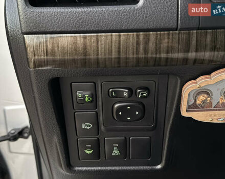 Серый Тойота Ленд Крузер Прадо, объемом двигателя 3 л и пробегом 243 тыс. км за 21500 $, фото 12 на Automoto.ua