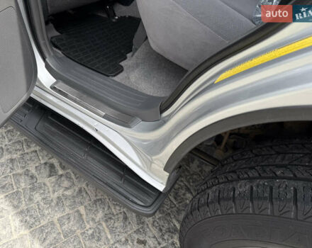 Тойота Ленд Крузер Прадо 2012 в Харькове на Automoto.ua Серый Тойота Ленд Крузер Прадо, объемом двигателя 4 л и пробегом 170 тыс. км за 20000 $, фото 20 на Automoto.ua