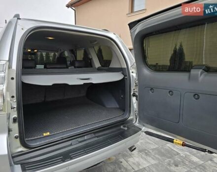 Серый Тойота Ленд Крузер Прадо, объемом двигателя 3 л и пробегом 281 тыс. км за 21900 $, фото 29 на Automoto.ua