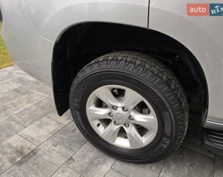 Серый Тойота Ленд Крузер Прадо, объемом двигателя 3 л и пробегом 281 тыс. км за 21900 $, фото 53 на Automoto.ua