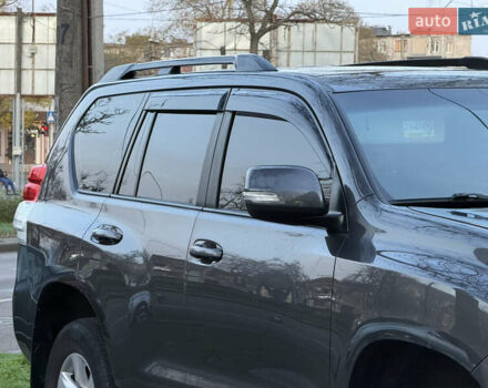 Серый Тойота Ленд Крузер Прадо, объемом двигателя 3 л и пробегом 259 тыс. км за 23500 $, фото 7 на Automoto.ua
