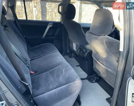 Сірий Тойота Ленд Крузер Прадо, об'ємом двигуна 2.7 л та пробігом 238 тис. км за 24450 $, фото 13 на Automoto.ua