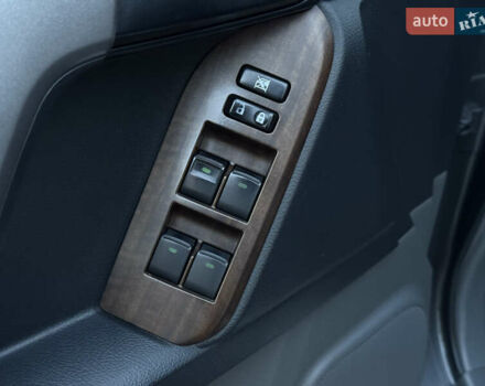 Серый Тойота Ленд Крузер Прадо, объемом двигателя 3 л и пробегом 259 тыс. км за 23500 $, фото 21 на Automoto.ua