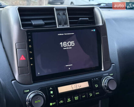 Серый Тойота Ленд Крузер Прадо, объемом двигателя 3 л и пробегом 259 тыс. км за 23500 $, фото 24 на Automoto.ua