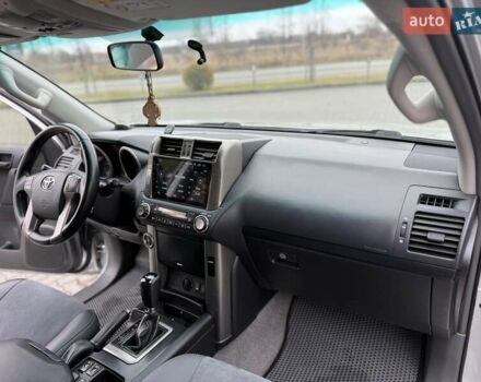 Сірий Тойота Ленд Крузер Прадо, об'ємом двигуна 2.98 л та пробігом 244 тис. км за 25500 $, фото 23 на Automoto.ua