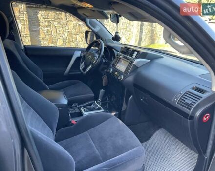 Сірий Тойота Ленд Крузер Прадо, об'ємом двигуна 2.7 л та пробігом 238 тис. км за 24450 $, фото 12 на Automoto.ua