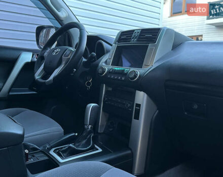 Серый Тойота Ленд Крузер Прадо, объемом двигателя 2.7 л и пробегом 173 тыс. км за 22900 $, фото 15 на Automoto.ua