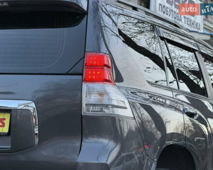 Серый Тойота Ленд Крузер Прадо, объемом двигателя 3 л и пробегом 259 тыс. км за 23500 $, фото 14 на Automoto.ua