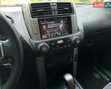 Серый Тойота Ленд Крузер Прадо, объемом двигателя 2.69 л и пробегом 173 тыс. км за 23900 $, фото 20 на Automoto.ua