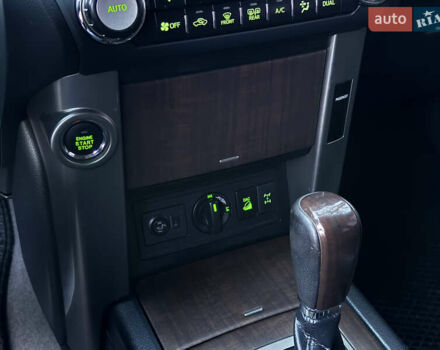 Серый Тойота Ленд Крузер Прадо, объемом двигателя 3 л и пробегом 259 тыс. км за 23500 $, фото 25 на Automoto.ua