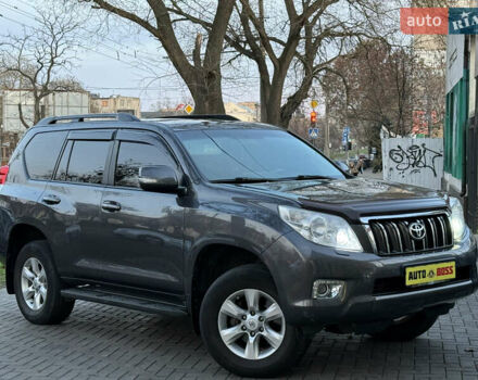 Серый Тойота Ленд Крузер Прадо, объемом двигателя 3 л и пробегом 259 тыс. км за 23500 $, фото 4 на Automoto.ua
