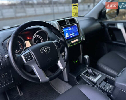 Серый Тойота Ленд Крузер Прадо, объемом двигателя 2.98 л и пробегом 225 тыс. км за 23999 $, фото 13 на Automoto.ua