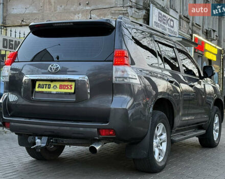 Серый Тойота Ленд Крузер Прадо, объемом двигателя 3 л и пробегом 259 тыс. км за 23500 $, фото 13 на Automoto.ua