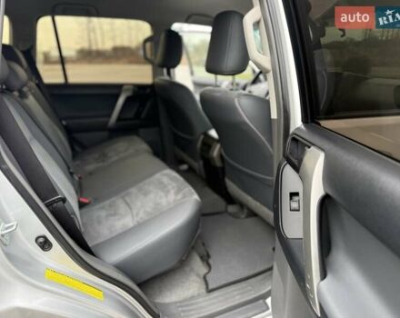 Сірий Тойота Ленд Крузер Прадо, об'ємом двигуна 2.98 л та пробігом 244 тис. км за 25500 $, фото 20 на Automoto.ua