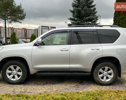 Серый Тойота Ленд Крузер Прадо, объемом двигателя 2.98 л и пробегом 126 тыс. км за 30800 $, фото 3 на Automoto.ua