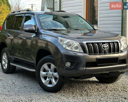 Серый Тойота Ленд Крузер Прадо, объемом двигателя 2.69 л и пробегом 173 тыс. км за 23900 $, фото 2 на Automoto.ua