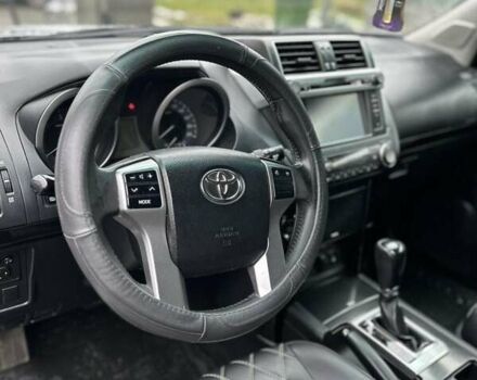 Серый Тойота Ленд Крузер Прадо, объемом двигателя 2.98 л и пробегом 242 тыс. км за 27300 $, фото 15 на Automoto.ua