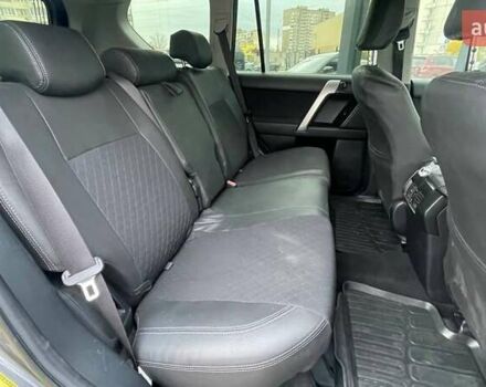 Сірий Тойота Ленд Крузер Прадо, об'ємом двигуна 2.69 л та пробігом 181 тис. км за 23490 $, фото 10 на Automoto.ua