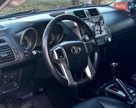 Серый Тойота Ленд Крузер Прадо, объемом двигателя 2.69 л и пробегом 174 тыс. км за 27500 $, фото 3 на Automoto.ua