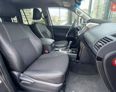 Сірий Тойота Ленд Крузер Прадо, об'ємом двигуна 2.69 л та пробігом 181 тис. км за 23490 $, фото 11 на Automoto.ua