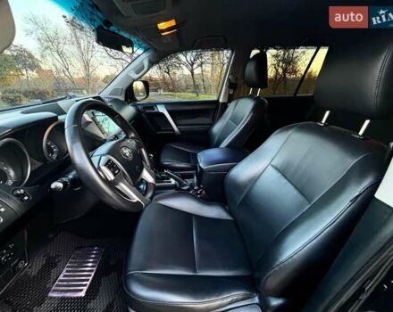 Серый Тойота Ленд Крузер Прадо, объемом двигателя 2.69 л и пробегом 174 тыс. км за 27500 $, фото 10 на Automoto.ua