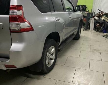Серый Тойота Ленд Крузер Прадо, объемом двигателя 2.69 л и пробегом 230 тыс. км за 25500 $, фото 19 на Automoto.ua
