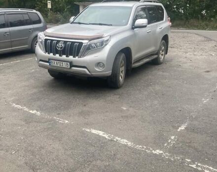 Тойота Ленд Крузер Прадо 2016 в Хмельницком на Automoto.ua Серый Тойота Ленд Крузер Прадо, объемом двигателя 2.69 л и пробегом 230 тыс. км за 27000 $, фото 5 на Automoto.ua