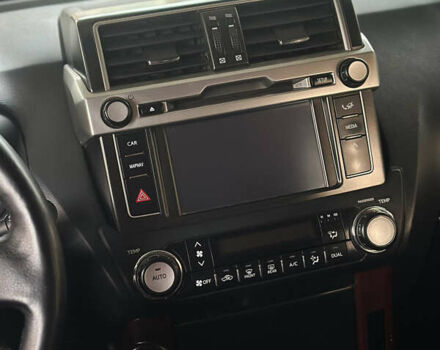 Сірий Тойота Ленд Крузер Прадо, об'ємом двигуна 2.76 л та пробігом 300 тис. км за 33000 $, фото 9 на Automoto.ua