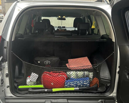 Серый Тойота Ленд Крузер Прадо, объемом двигателя 2.7 л и пробегом 318 тыс. км за 25500 $, фото 7 на Automoto.ua