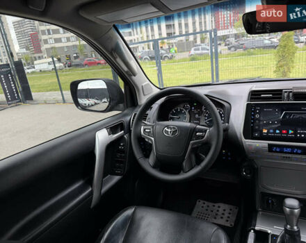 Серый Тойота Ленд Крузер Прадо, объемом двигателя 2.76 л и пробегом 125 тыс. км за 39950 $, фото 37 на Automoto.ua