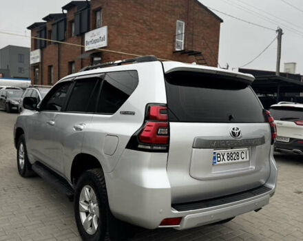 Серый Тойота Ленд Крузер Прадо, объемом двигателя 2.76 л и пробегом 242 тыс. км за 34000 $, фото 6 на Automoto.ua