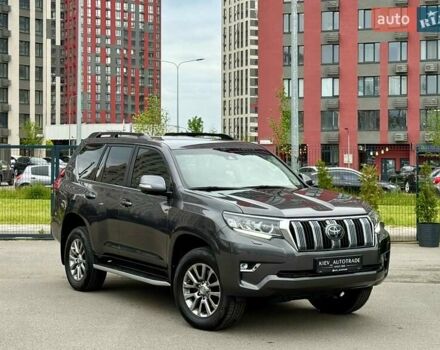 Серый Тойота Ленд Крузер Прадо, объемом двигателя 2.76 л и пробегом 125 тыс. км за 39950 $, фото 1 на Automoto.ua