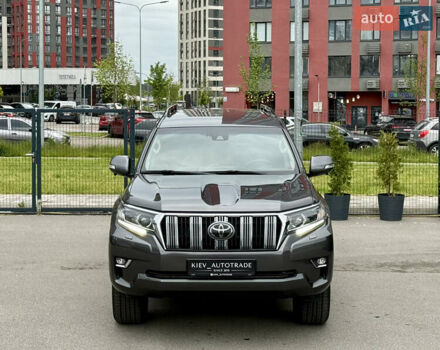 Серый Тойота Ленд Крузер Прадо, объемом двигателя 2.76 л и пробегом 125 тыс. км за 39950 $, фото 6 на Automoto.ua