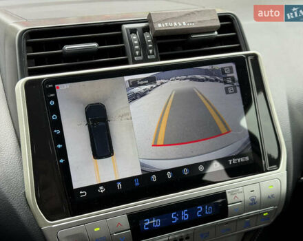 Серый Тойота Ленд Крузер Прадо, объемом двигателя 2.76 л и пробегом 125 тыс. км за 39950 $, фото 15 на Automoto.ua