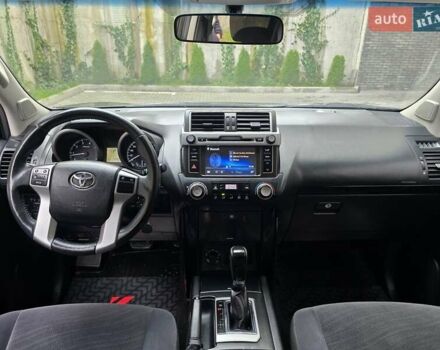 Сірий Тойота Ленд Крузер Прадо, об'ємом двигуна 2.7 л та пробігом 149 тис. км за 25499 $, фото 1 на Automoto.ua