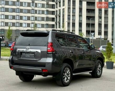 Серый Тойота Ленд Крузер Прадо, объемом двигателя 2.76 л и пробегом 125 тыс. км за 39950 $, фото 29 на Automoto.ua