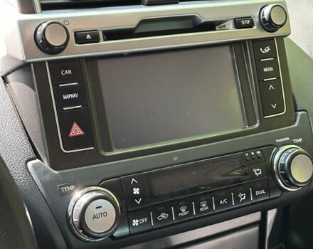 Сірий Тойота Ленд Крузер Прадо, об'ємом двигуна 2.76 л та пробігом 120 тис. км за 38100 $, фото 20 на Automoto.ua