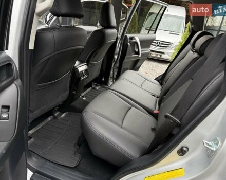 Серый Тойота Ленд Крузер Прадо, объемом двигателя 2.8 л и пробегом 219 тыс. км за 29900 $, фото 29 на Automoto.ua