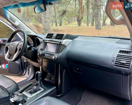 Сірий Тойота Ленд Крузер Прадо, об'ємом двигуна 2.76 л та пробігом 72 тис. км за 42000 $, фото 12 на Automoto.ua