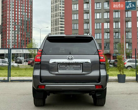 Серый Тойота Ленд Крузер Прадо, объемом двигателя 2.76 л и пробегом 125 тыс. км за 39950 $, фото 27 на Automoto.ua