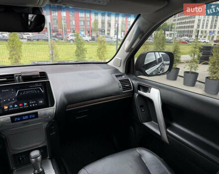 Серый Тойота Ленд Крузер Прадо, объемом двигателя 2.76 л и пробегом 125 тыс. км за 39950 $, фото 38 на Automoto.ua