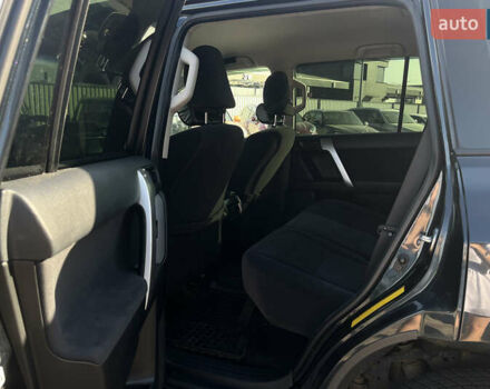 Серый Тойота Ленд Крузер Прадо, объемом двигателя 2.69 л и пробегом 134 тыс. км за 29300 $, фото 25 на Automoto.ua