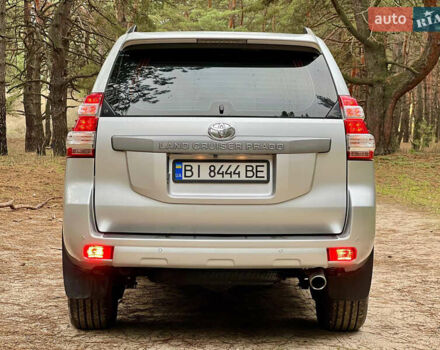 Сірий Тойота Ленд Крузер Прадо, об'ємом двигуна 2.76 л та пробігом 72 тис. км за 42000 $, фото 3 на Automoto.ua