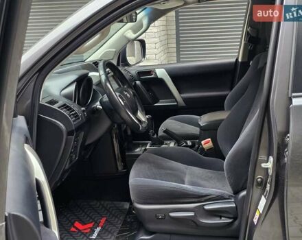 Сірий Тойота Ленд Крузер Прадо, об'ємом двигуна 2.7 л та пробігом 149 тис. км за 25499 $, фото 22 на Automoto.ua