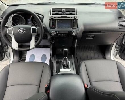 Серый Тойота Ленд Крузер Прадо, объемом двигателя 2.8 л и пробегом 219 тыс. км за 29900 $, фото 23 на Automoto.ua