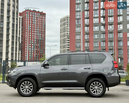 Серый Тойота Ленд Крузер Прадо, объемом двигателя 2.76 л и пробегом 125 тыс. км за 39950 $, фото 12 на Automoto.ua