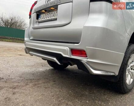 Серый Тойота Ленд Крузер Прадо, объемом двигателя 2.76 л и пробегом 145 тыс. км за 36500 $, фото 67 на Automoto.ua