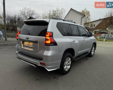 Серый Тойота Ленд Крузер Прадо, объемом двигателя 2.8 л и пробегом 144 тыс. км за 37000 $, фото 14 на Automoto.ua