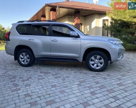 Серый Тойота Ленд Крузер Прадо, объемом двигателя 2.75 л и пробегом 90 тыс. км за 38000 $, фото 3 на Automoto.ua